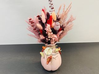 Bird Vase Old Pink met droogbloemen